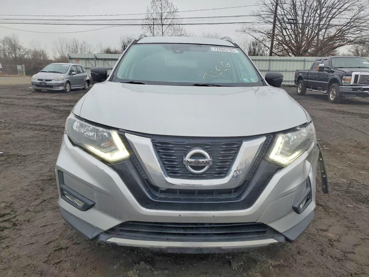 2017 Nissan Rogue sv
