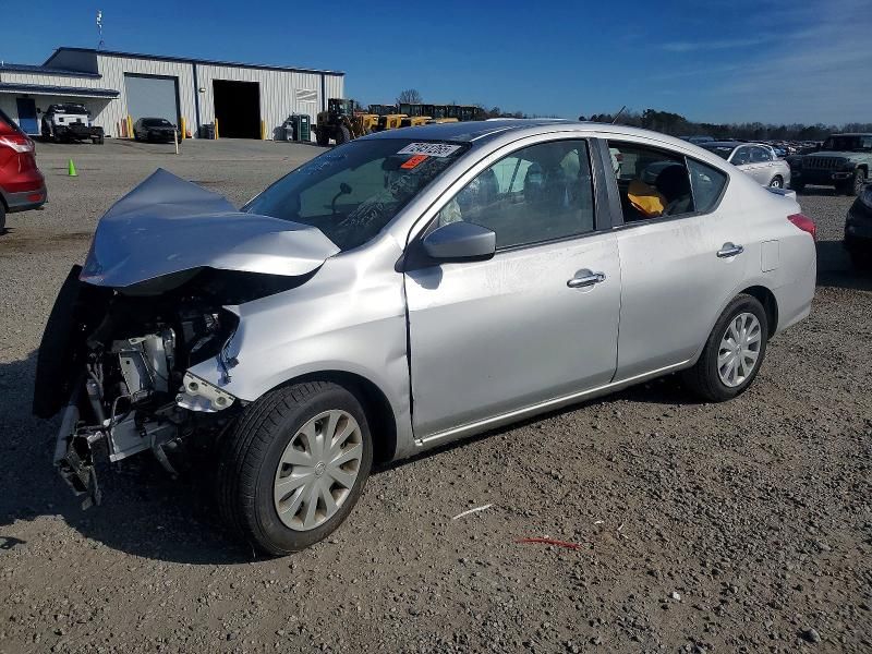 2018 Nissan Versa s