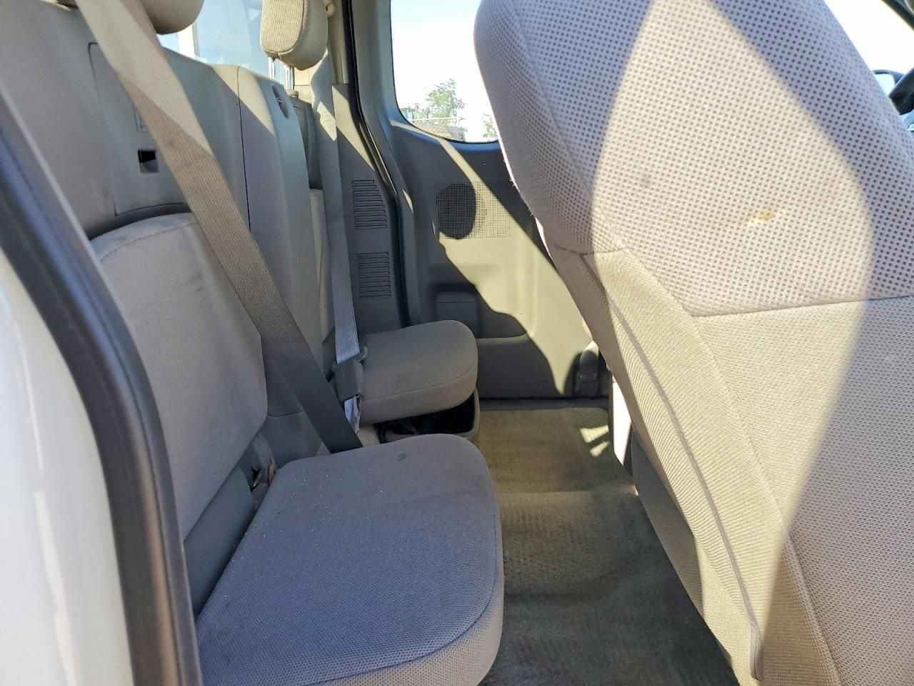 2016 Nissan Frontier S