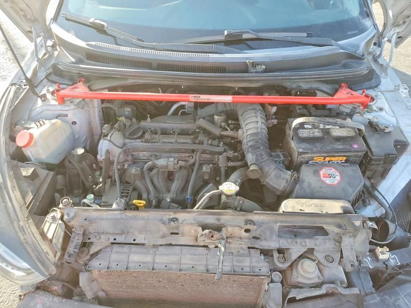 2013 Hyundai Veloster Turbo