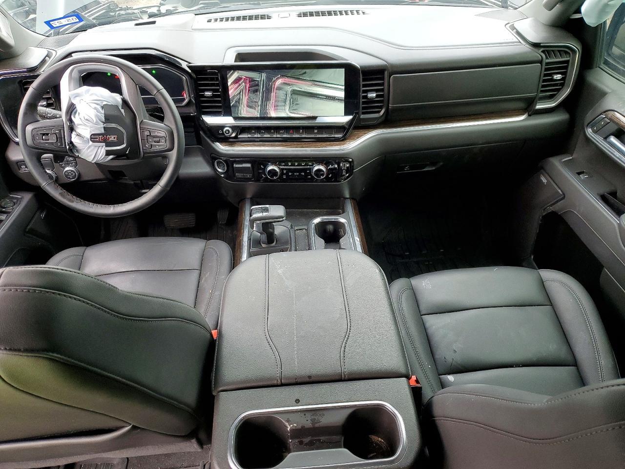 2025 GMC Sierra C1500 Elevation