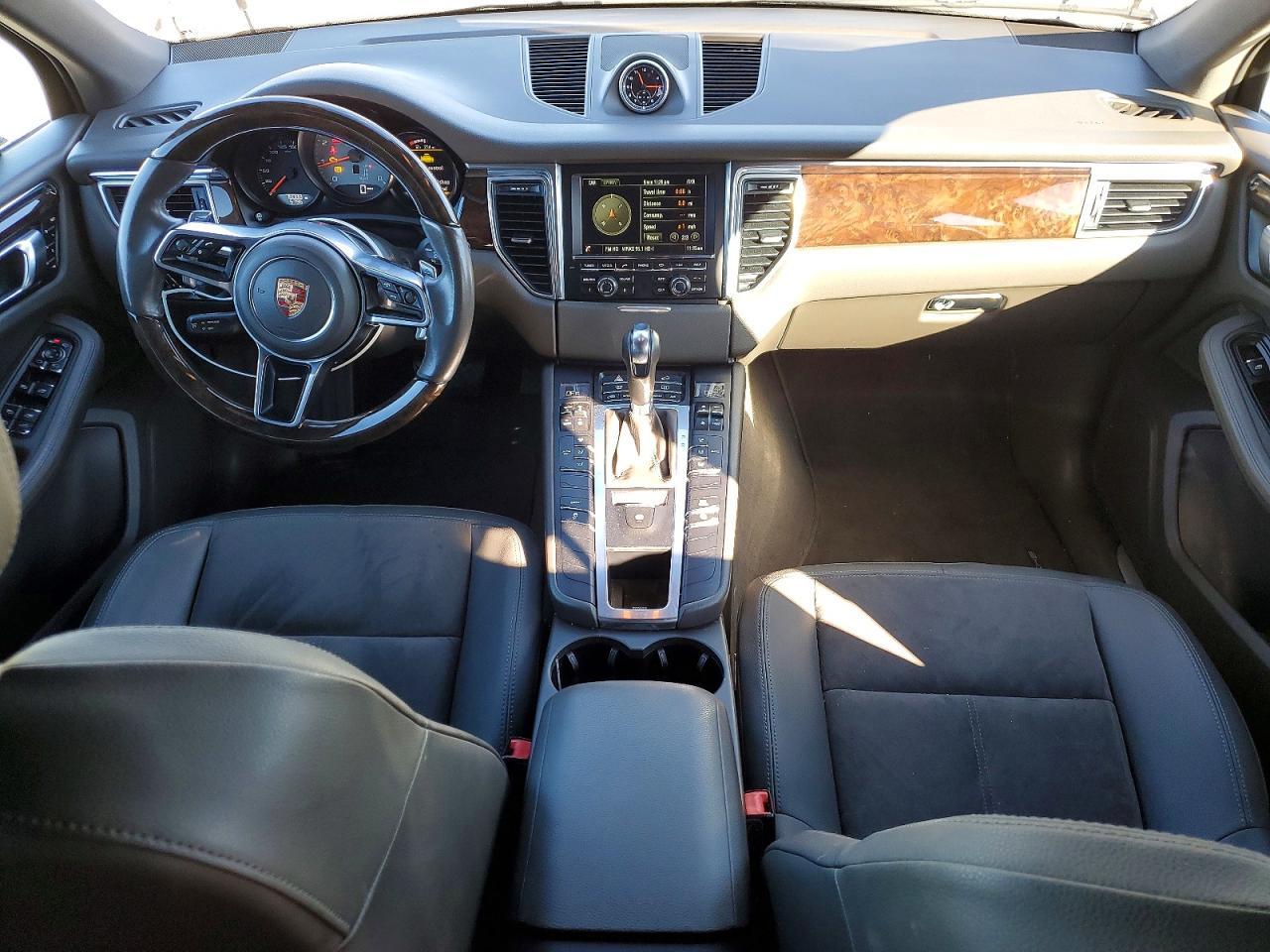 2015 Porsche Macan s