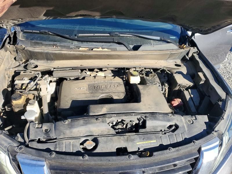 2018 Nissan Pathfinder s