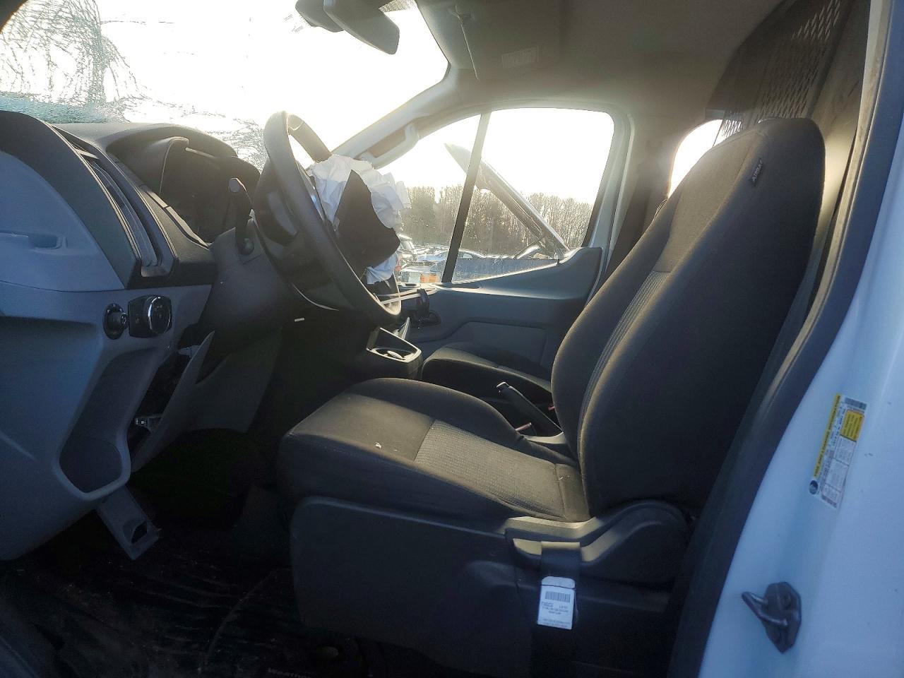 2019 Ford Transit T-250