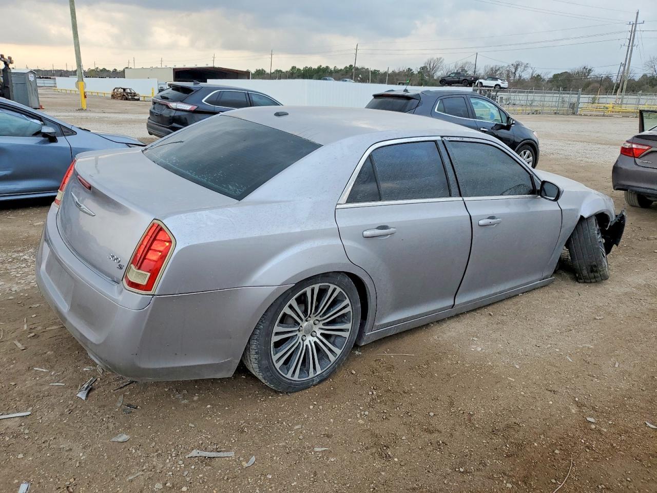 2014 Chrysler 300 s