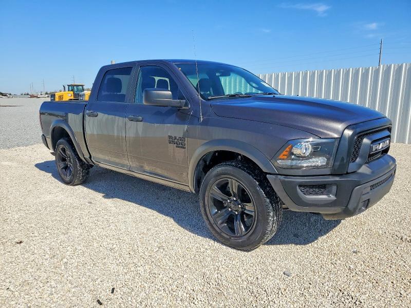 2024 Dodge Ram 1500 Classic slt
