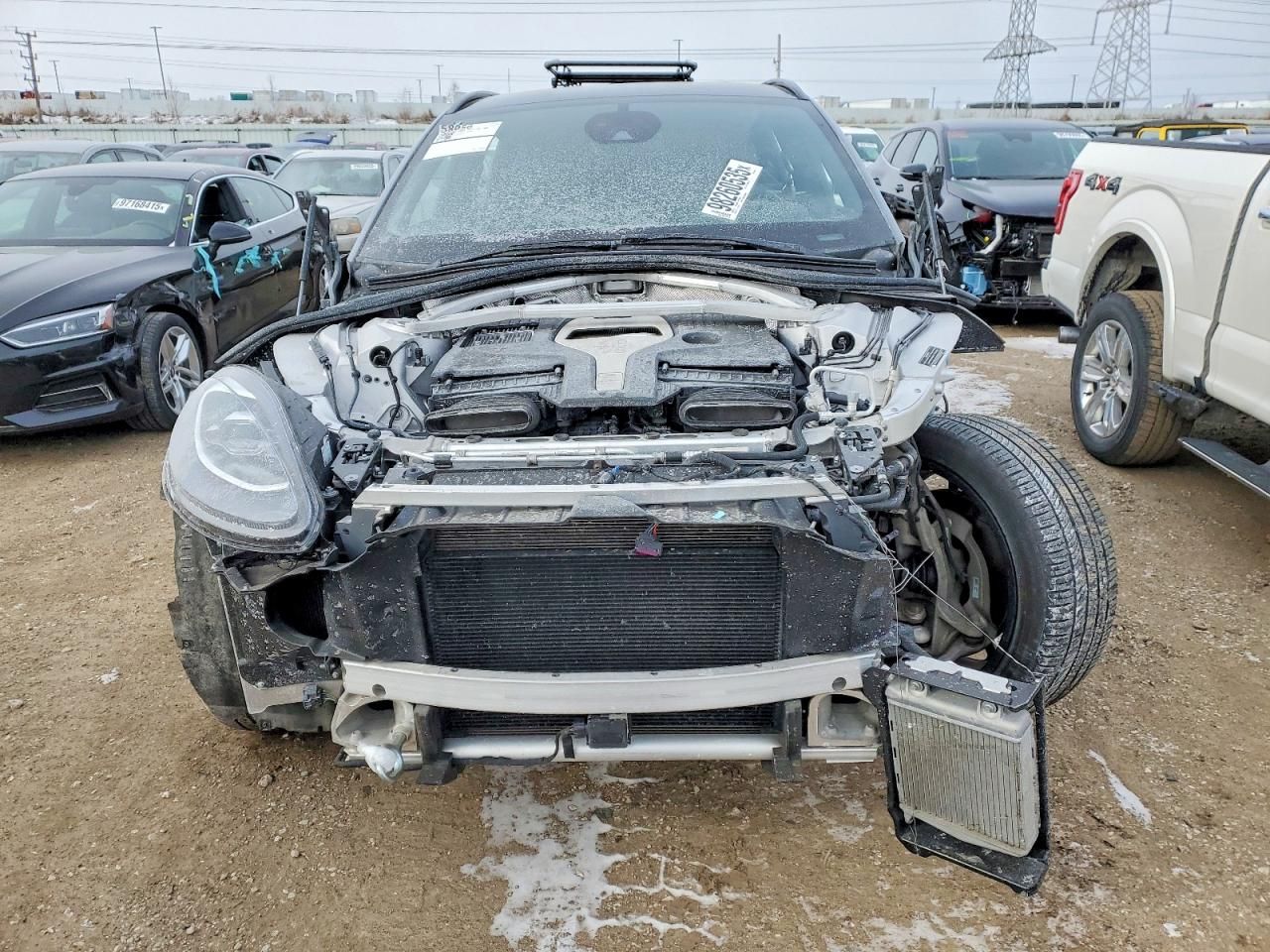 2021 Aston Martin DBX