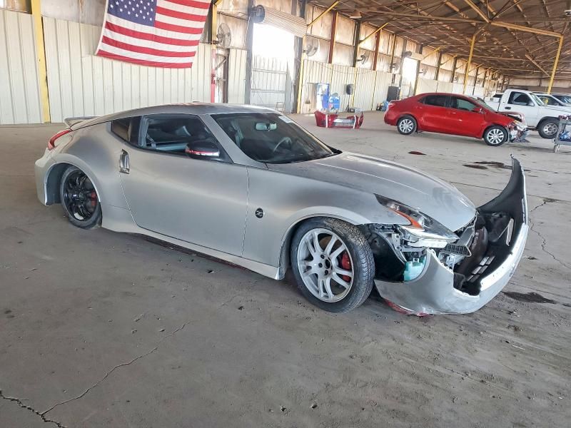 2017 Nissan 370z Base