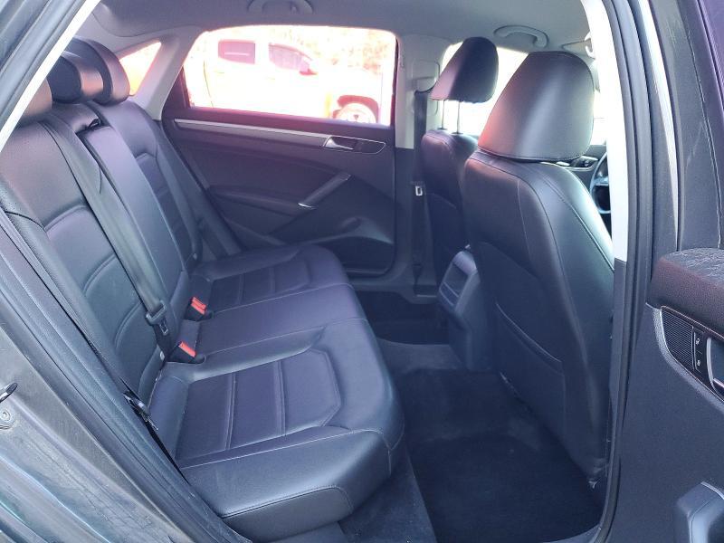 2017 Volkswagen Passat R-line