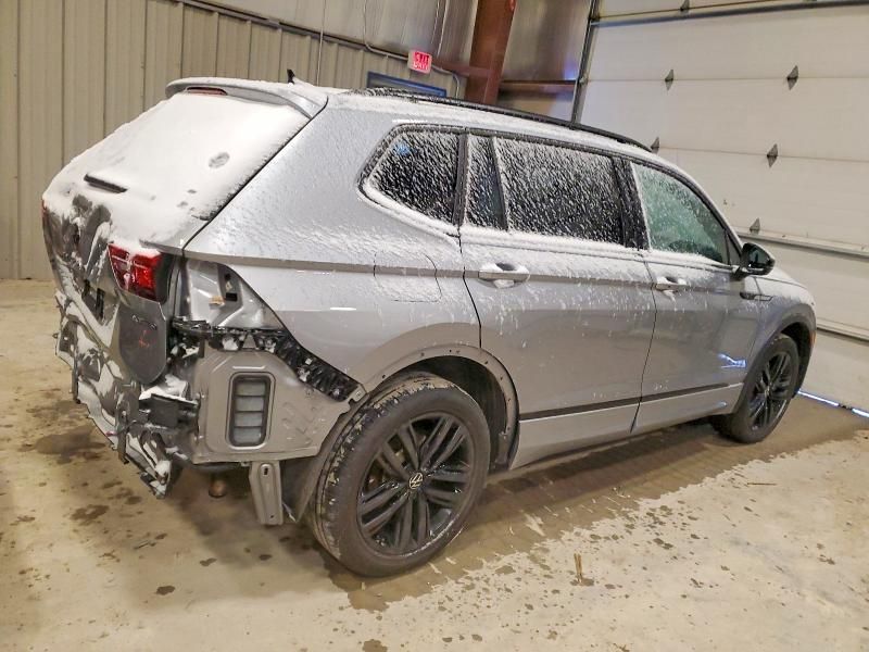 2022 Volkswagen Tiguan se R-line Black
