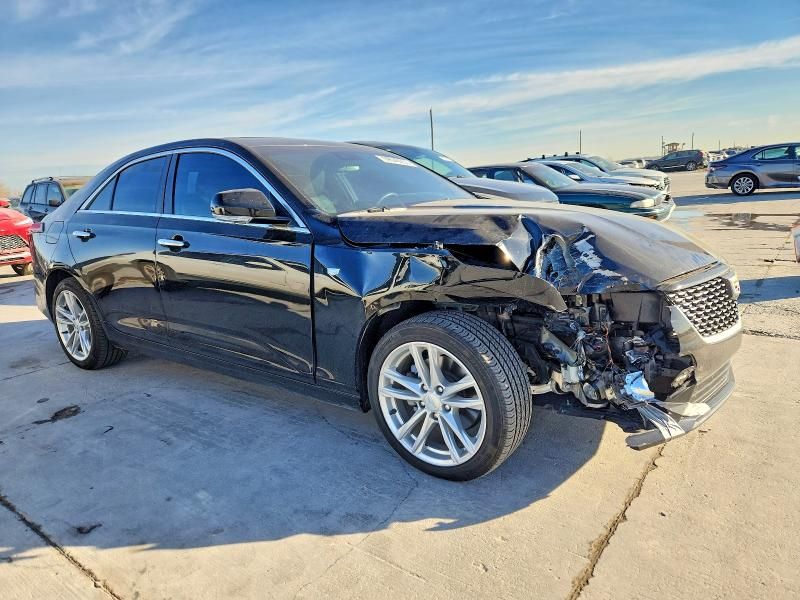 2024 Cadillac CT4 Luxury +