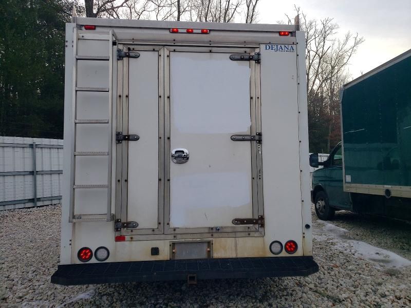 2016 Chevrolet Express Utility / Service Truck