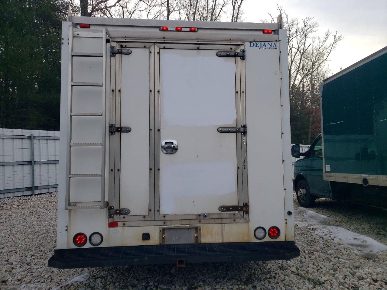 2016 Chevrolet Express Utility / Service Truck