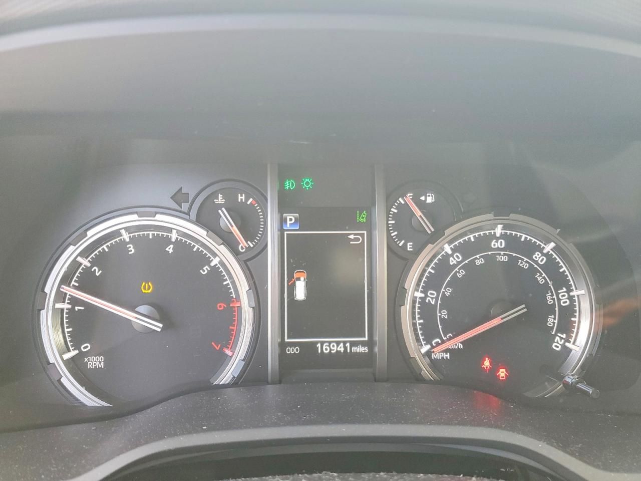 2023 Toyota 4runner se