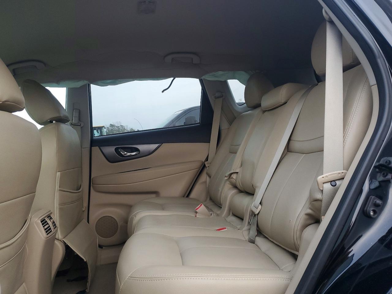 2014 Nissan Rogue s
