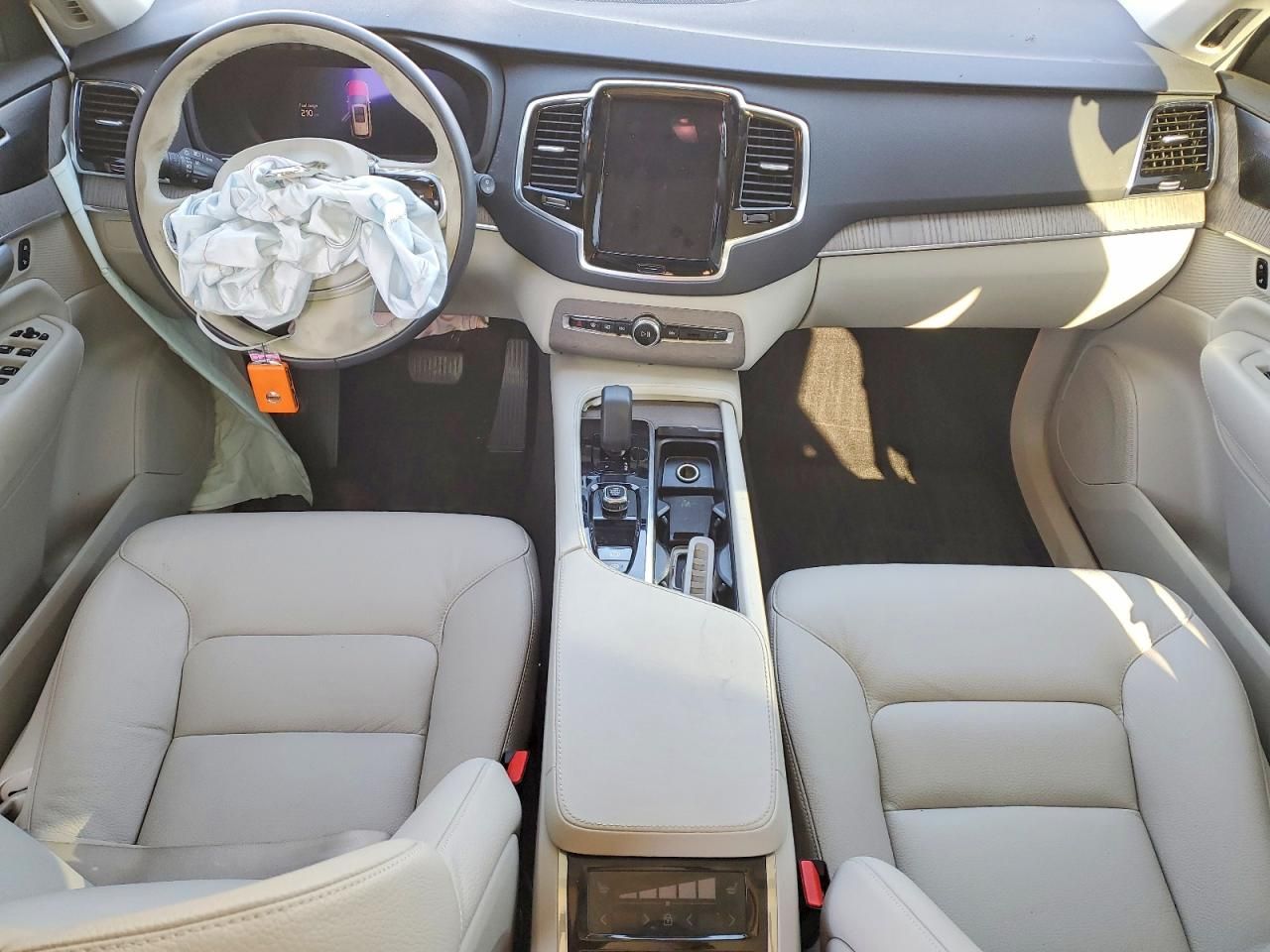 2023 Volvo Xc90 Plus