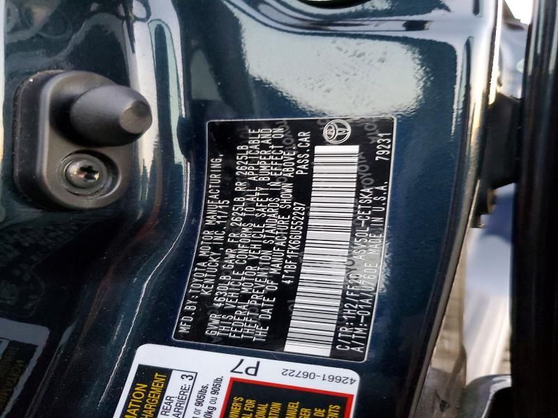 2016 Toyota Camry le