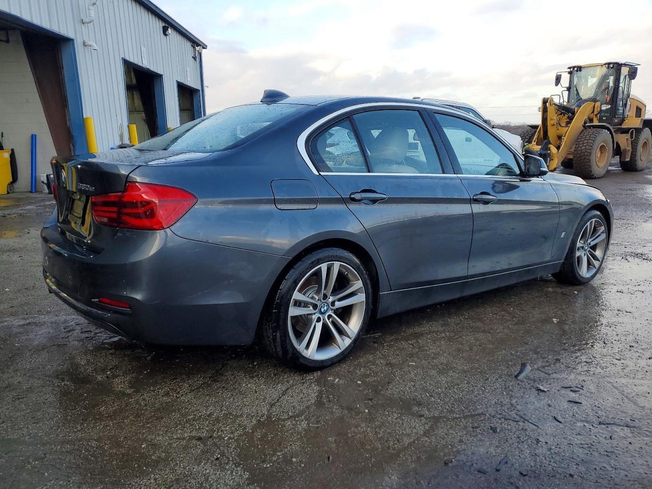 2018 BMW 330e