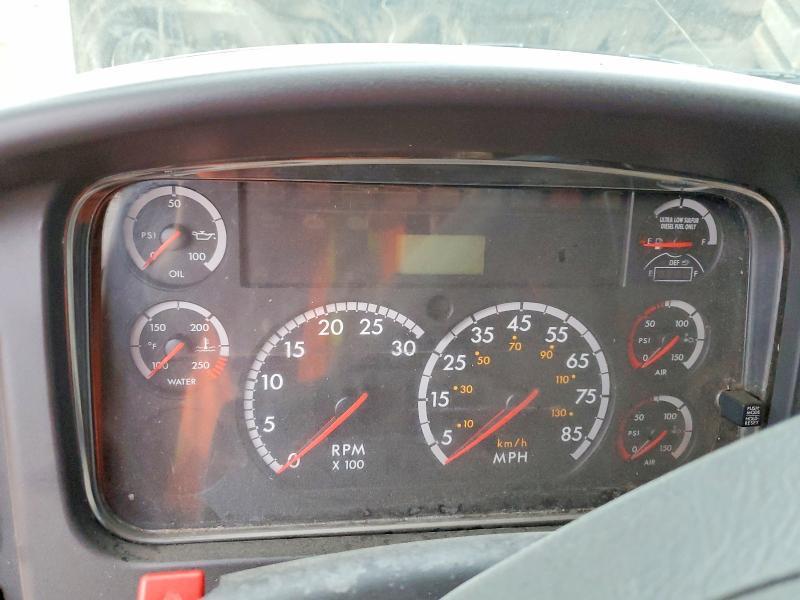 2009 Freightliner Business Class M2 Refuse Truck