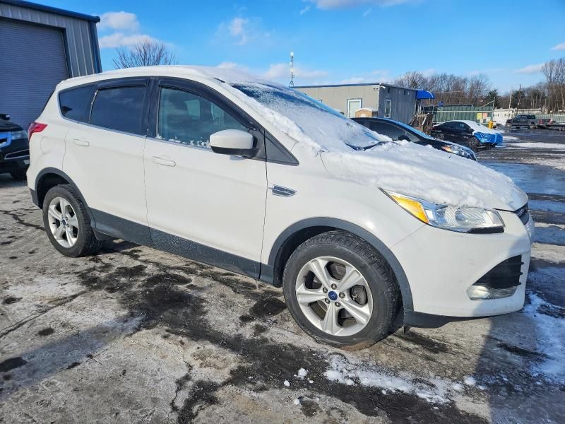 2015 Ford Escape se