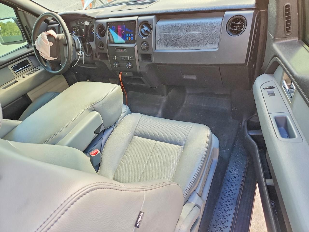 2011 Ford F150 Super cab