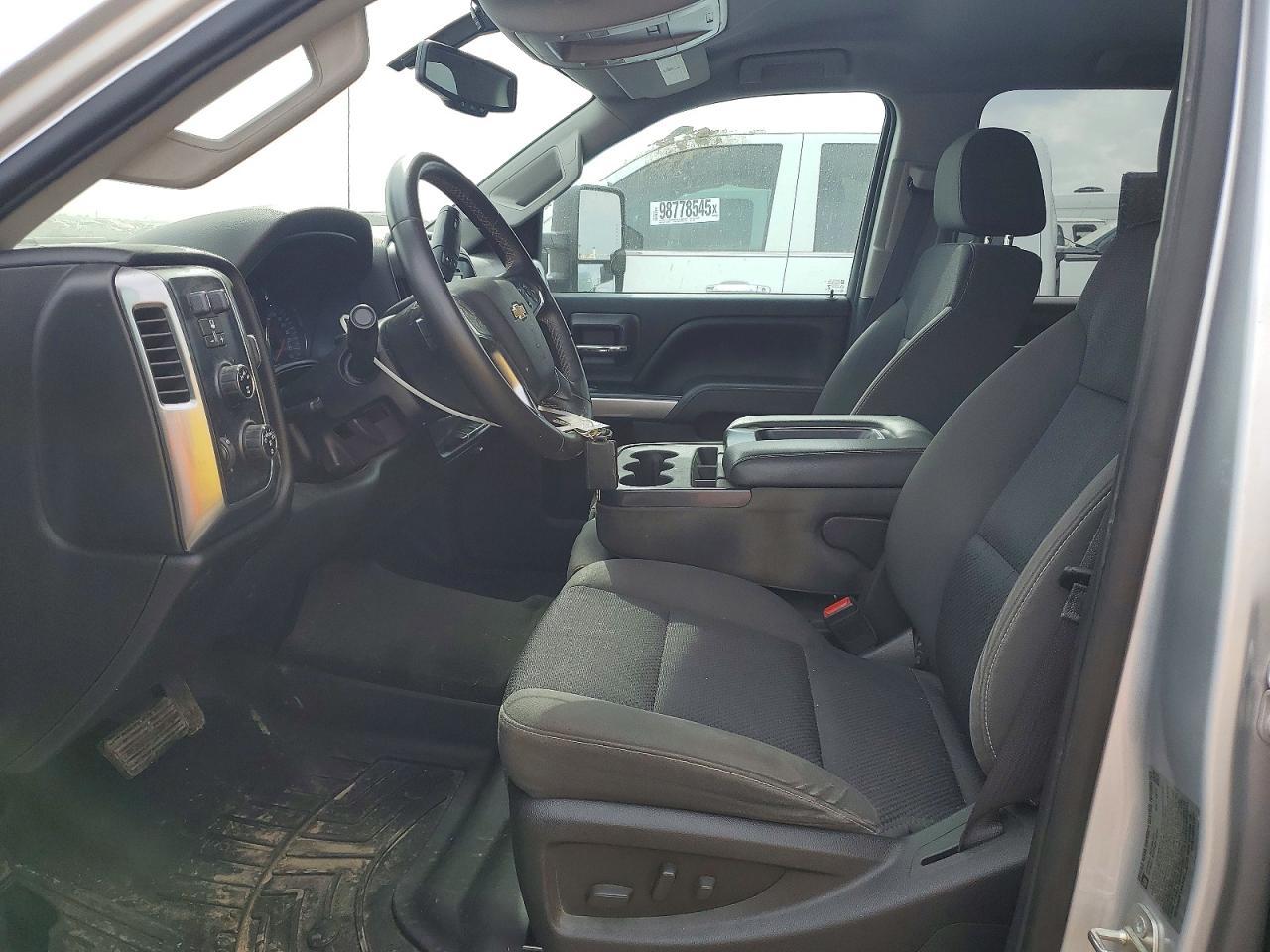 2015 Chevrolet Silverado K3500 lt