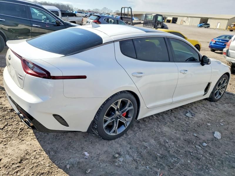 2019 KIA Stinger GT2