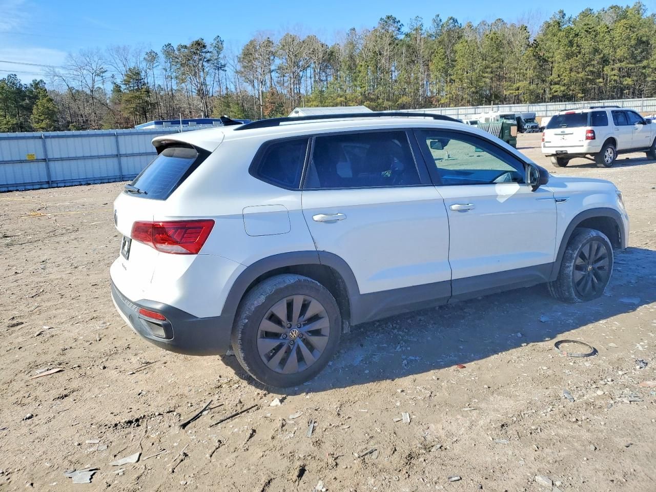2022 Volkswagen Taos s