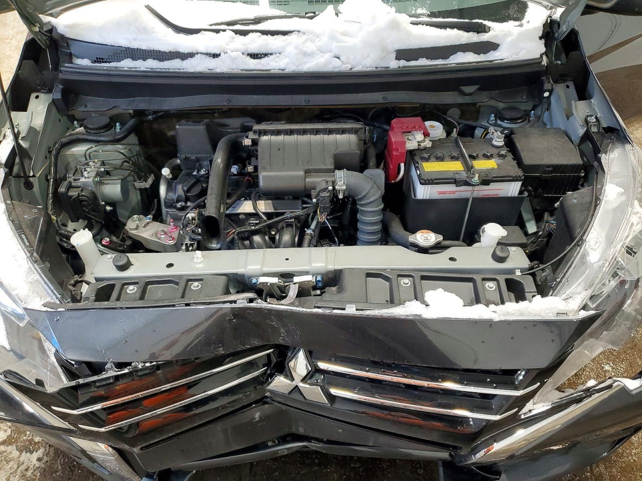 2024 Mitsubishi Mirage es