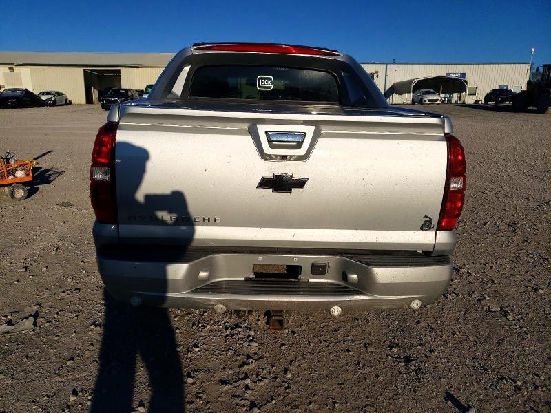 2013 Chevrolet Avalanche ls