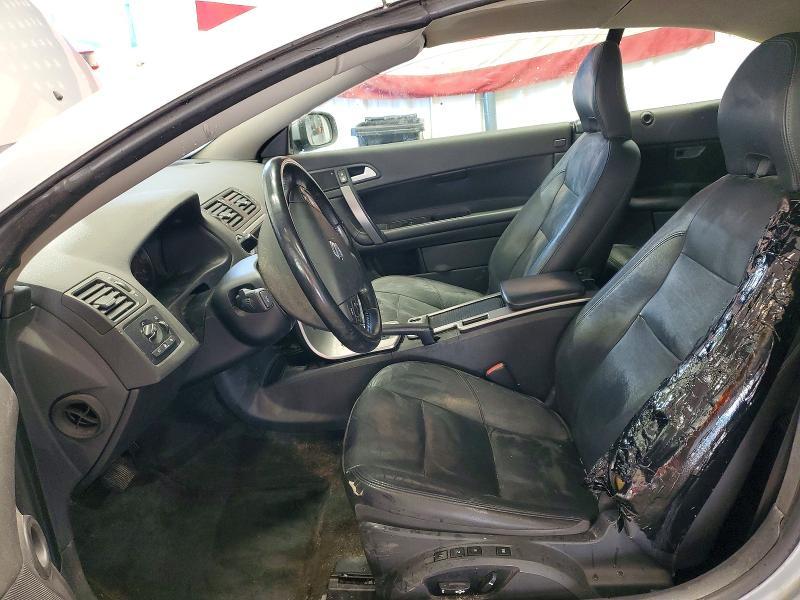 2010 Volvo C70 T5