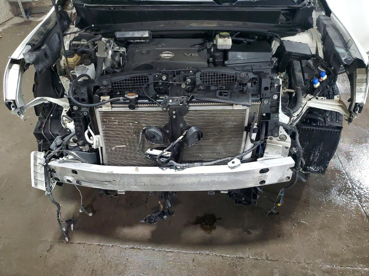 2016 Nissan Pathfinder s