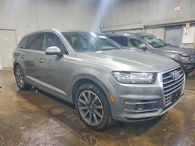 2017 Audi Q7 Premium Plus