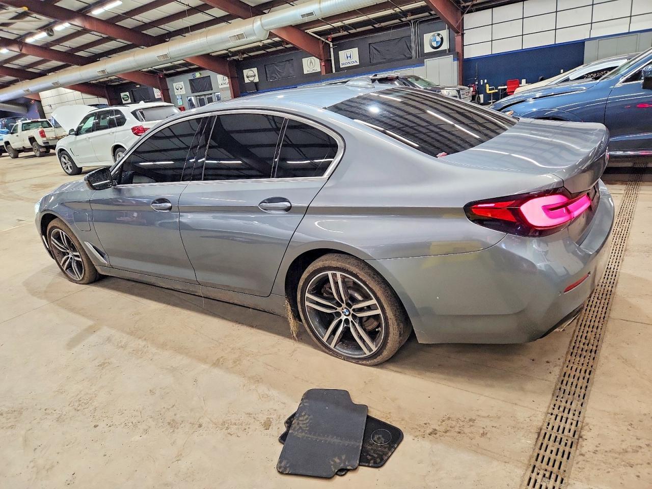 2021 BMW 530e