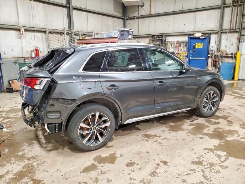 2022 Audi Q5 Premium Plus 45