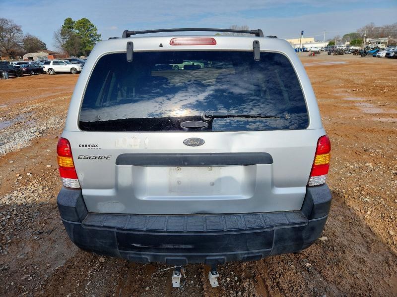 2005 Ford Escape xls