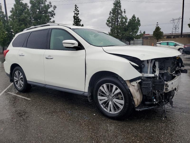 2019 Nissan Pathfinder s