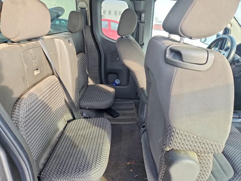 2008 Nissan Frontier King cab le