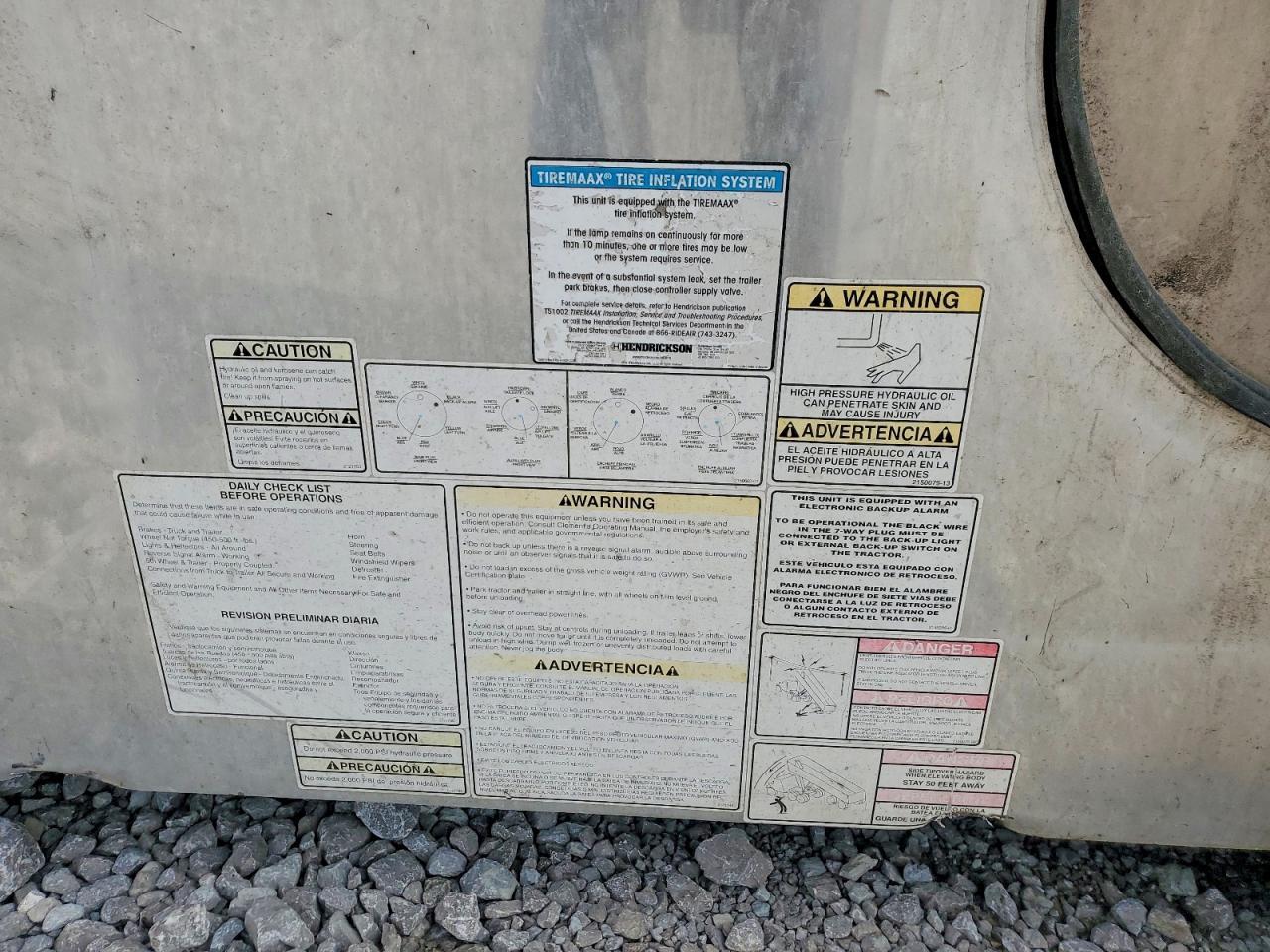 2017 Clement End Dump Trailer