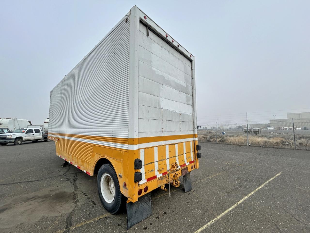 1966 Fruehauf Dry van Trailer
