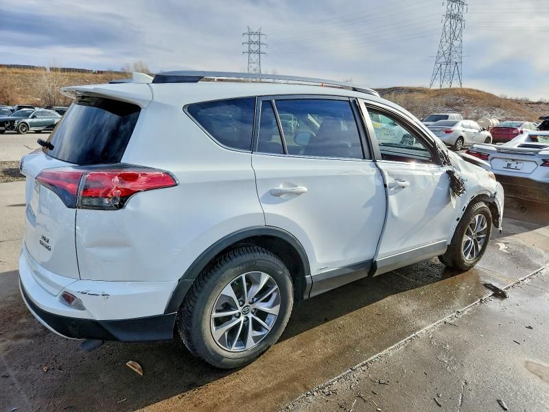 2018 Toyota Rav4 hv le