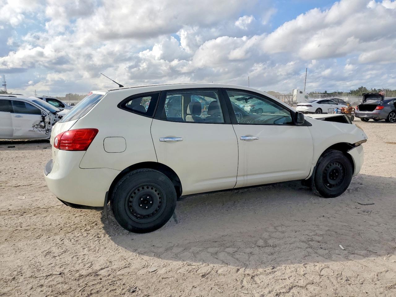2010 Nissan Rogue s