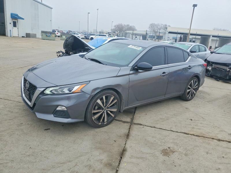 2019 Nissan Altima sr