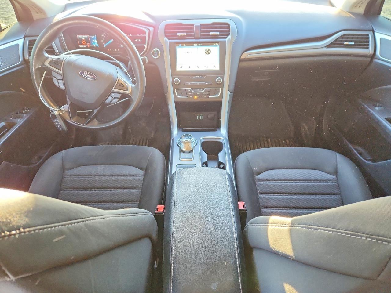 2019 Ford Fusion se
