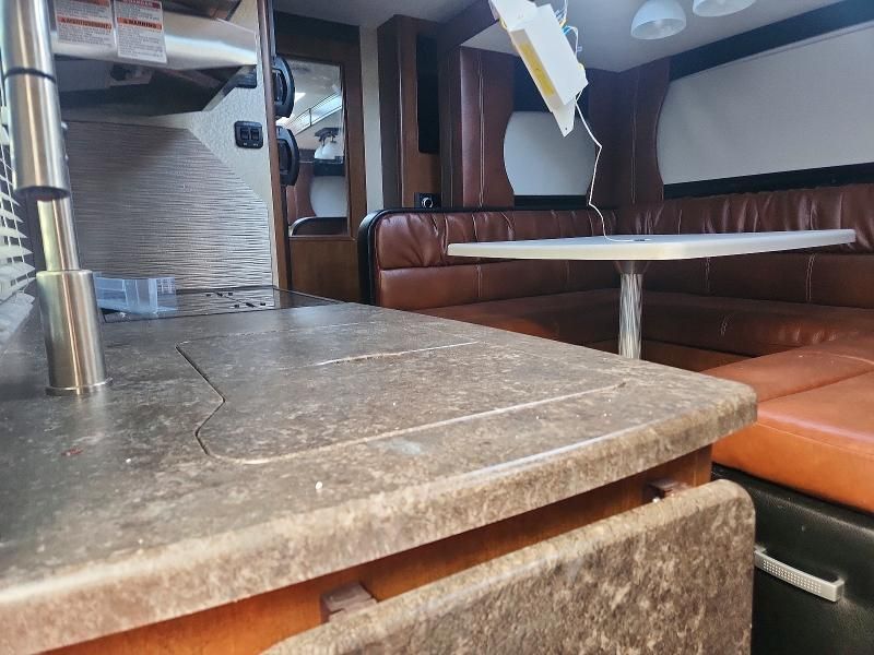 2020 Lancia 1030 Camp