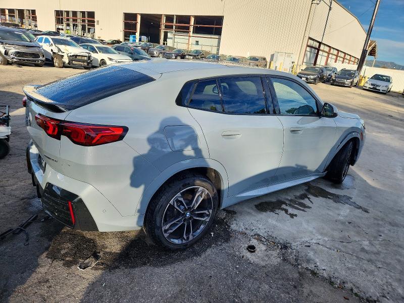 2025 BMW X2 Xdrive28i