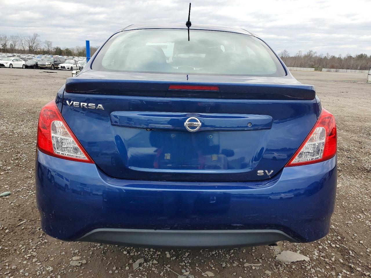 2019 Nissan Versa s