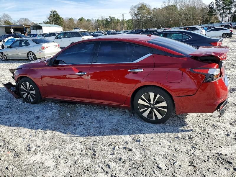 2020 Nissan Altima sv