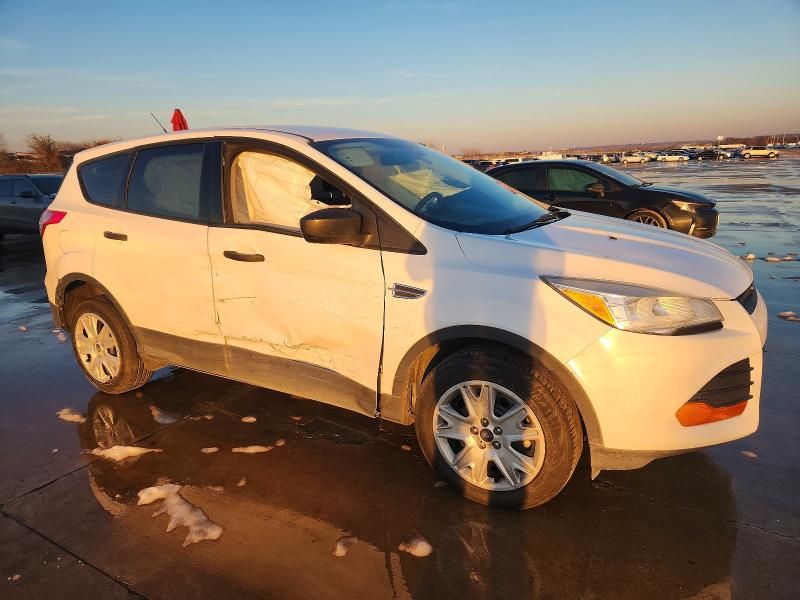 2013 Ford Escape s