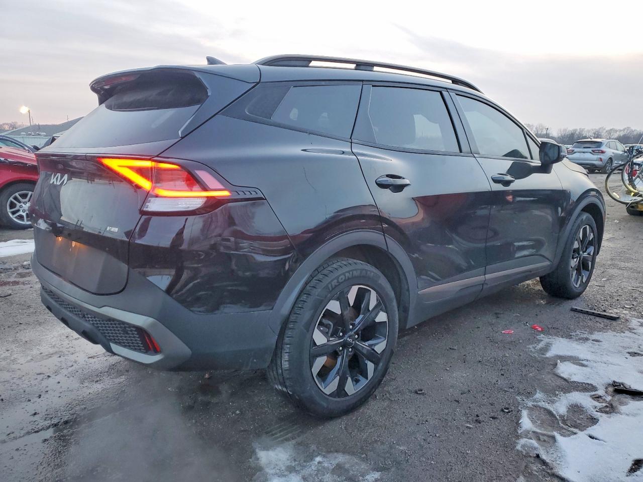 2023 KIA Sportage x Line